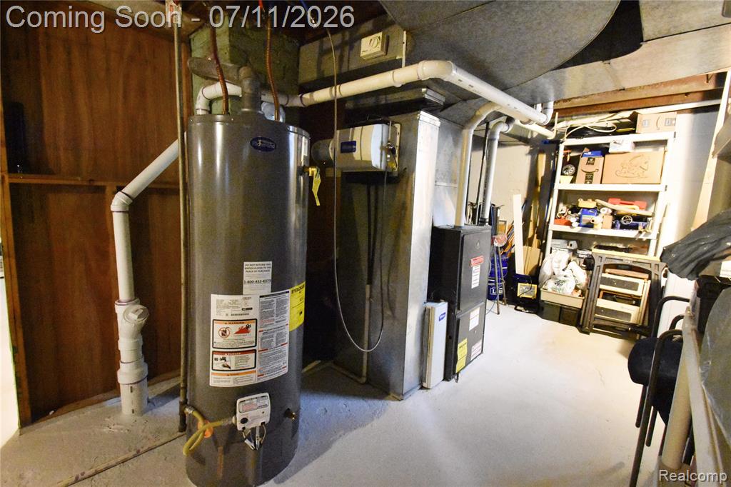 34 Moser Place, Mount Clemens, MI 48043 — Photo 38