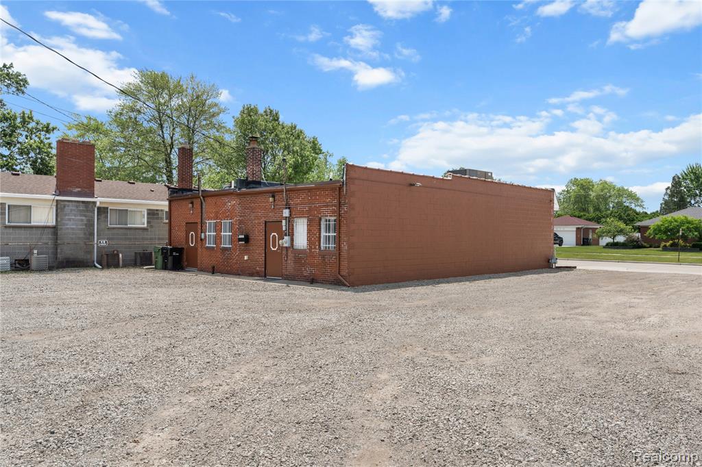 9861 Reeck Road, Allen Park, MI 48101 — Photo 19