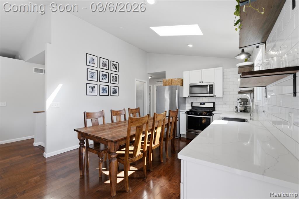 5809 Spears Road, Pinckney, MI 48169 — Photo 12