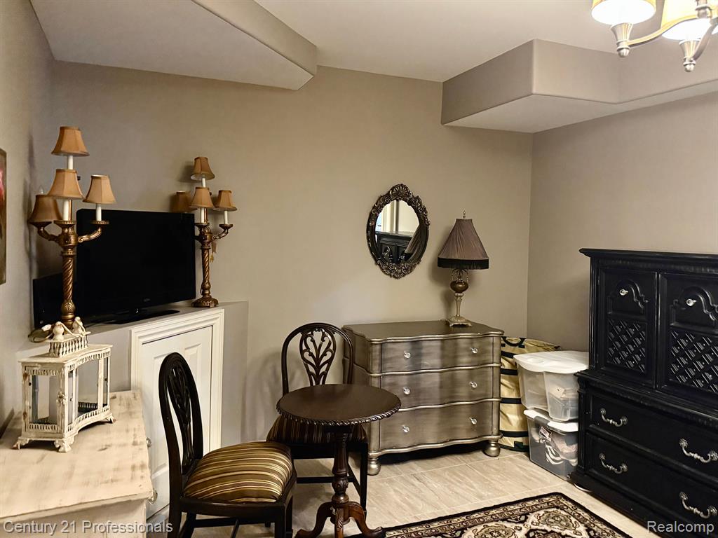 8814 PRESTWICK Lane, Washington, MI 48095 — Photo 35