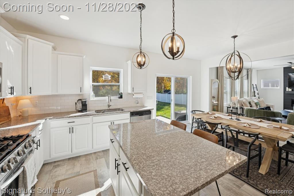 3680 Amber Oaks Drive, Howell, MI 48855 — Photo 14