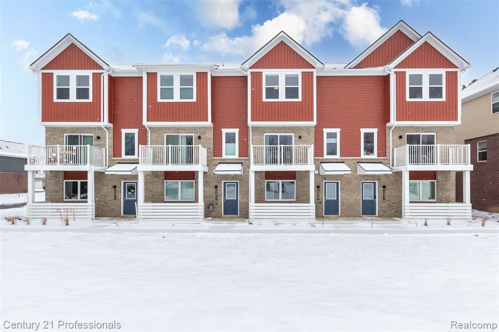 4849 Parkside Lane, Troy, MI 48085 — front exterior