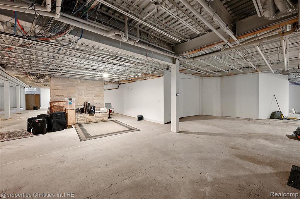 3701 Northwood, West Bloomfield, MI, 48324