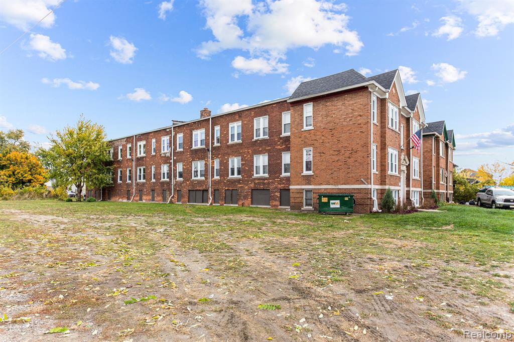 3550 Montclair Street, Detroit, MI 48214 — Photo 70