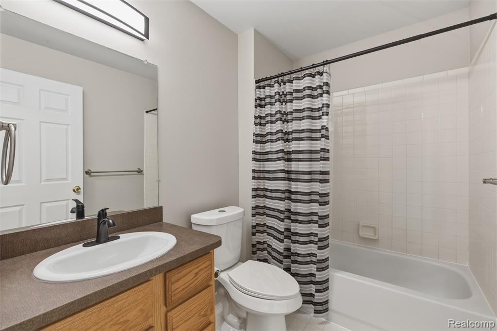 51828 Lionel Lane, New Baltimore, MI — Photo 25