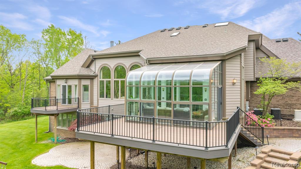 6127 WINCLIFF Drive, West Bloomfield, MI — Photo 6