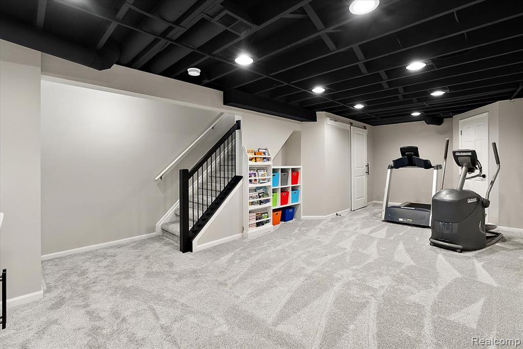 45071 Yorkshire Drive, Novi, MI — Photo 31
