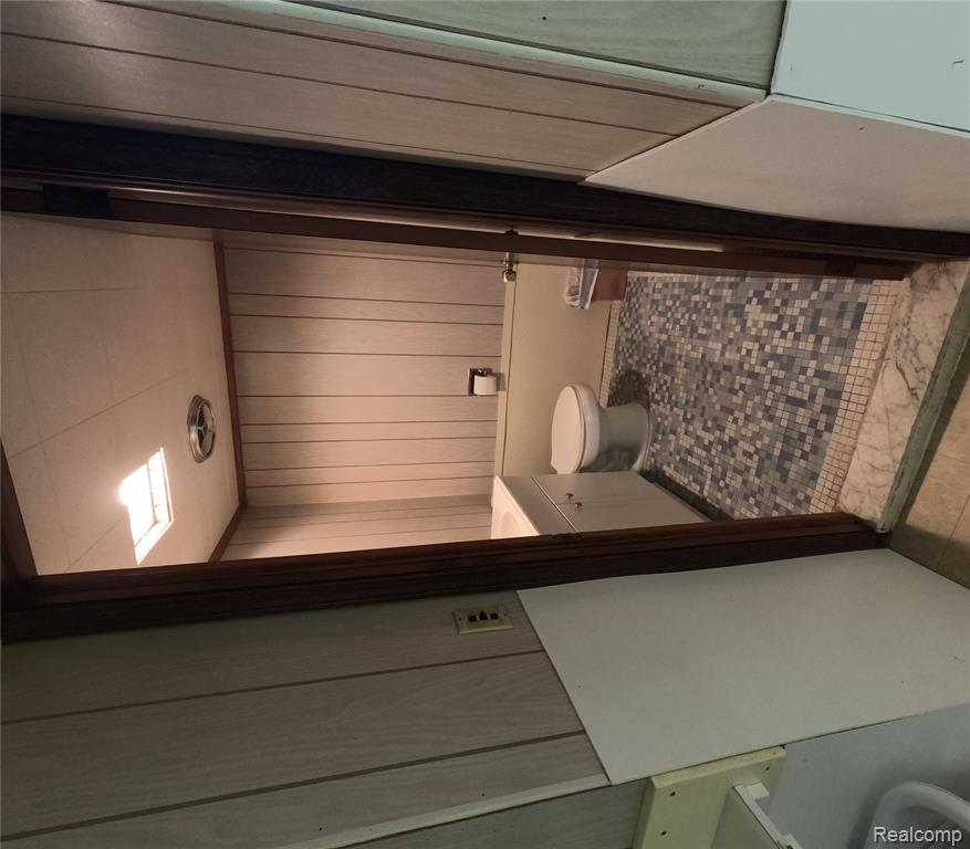 6876 Continental Avenue, Warren, MI 48091 — Photo 33