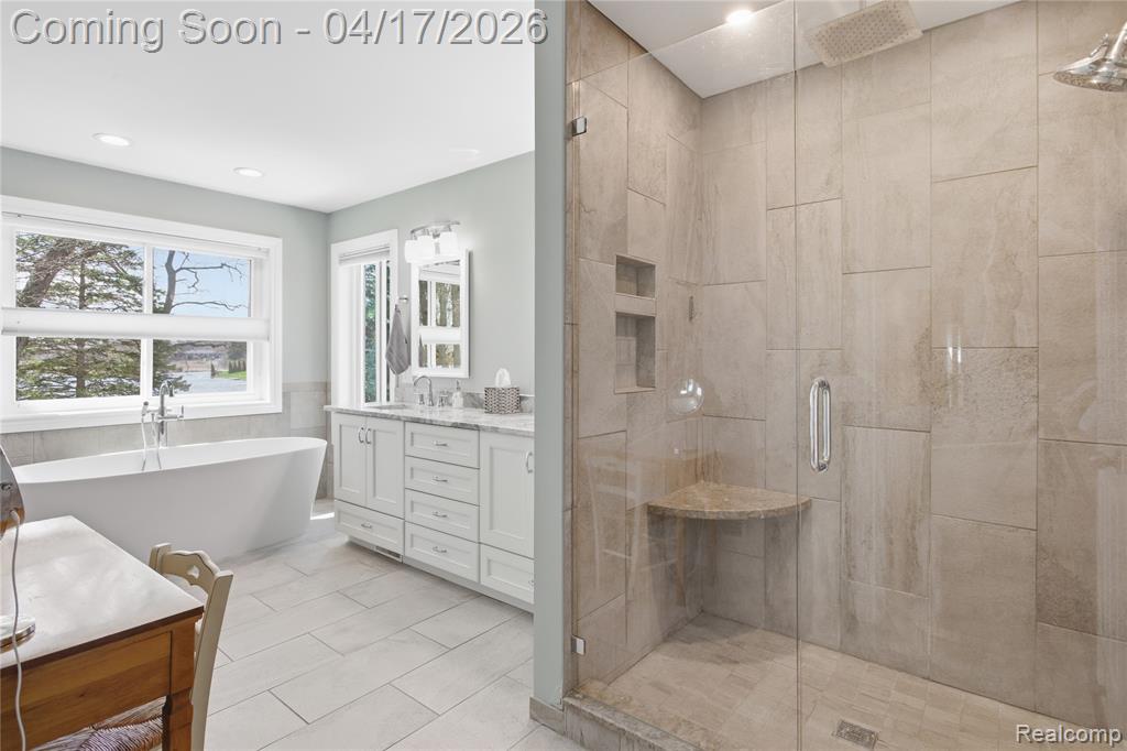 3389 Shawnee Lane, Waterford, MI 48329 — Photo 49
