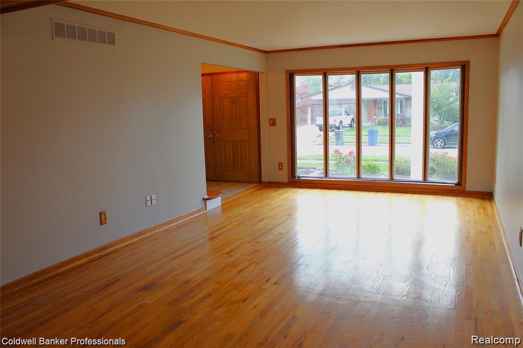 44227 Brandywyne Road, Canton, MI 48187 — Photo 5