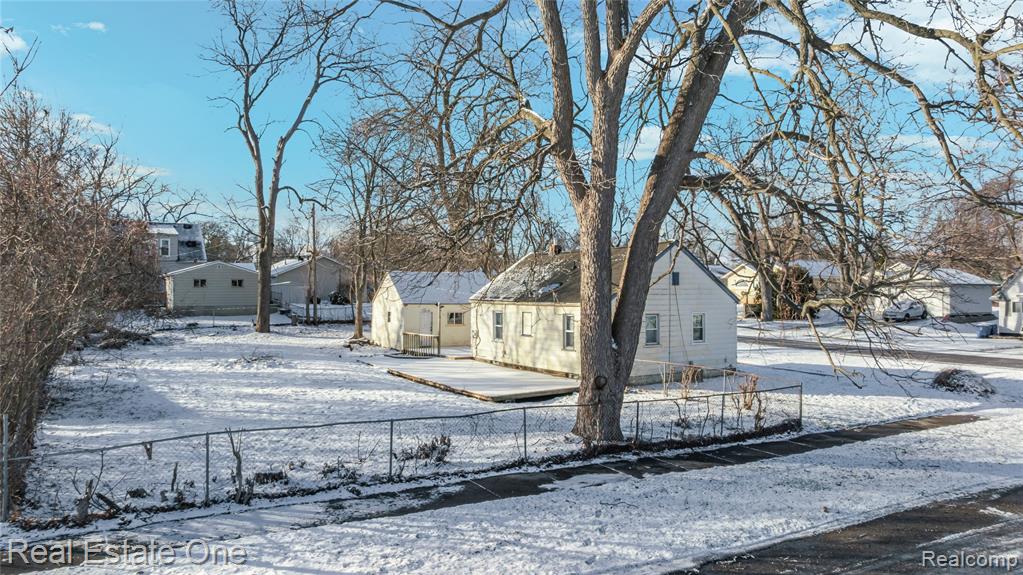 943 Premont Avenue, Waterford, MI 48328 — Photo 49