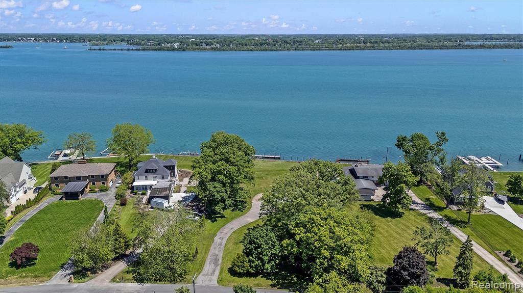 28095 Elba Drive, Grosse Ile, MI 48138 — Photo 3