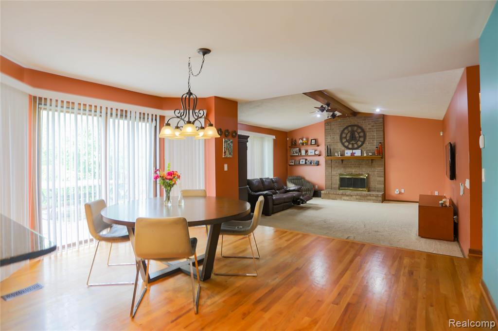810 Box Canyon Court, Rochester Hills, MI 48309 — Photo 21
