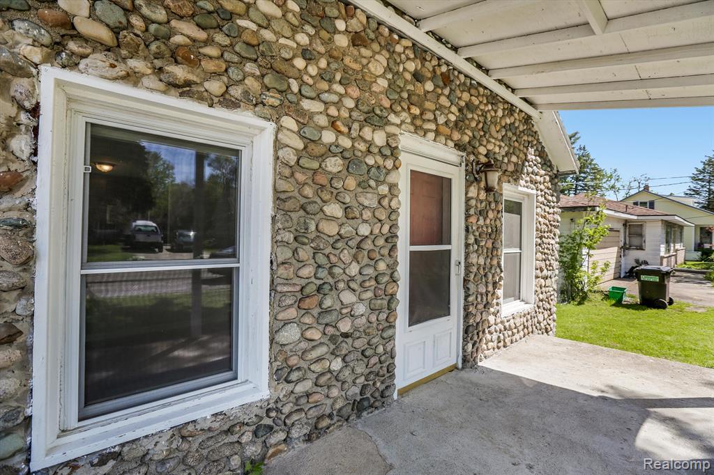 131 BALL Street, Ortonville, MI 48462 — Photo 3