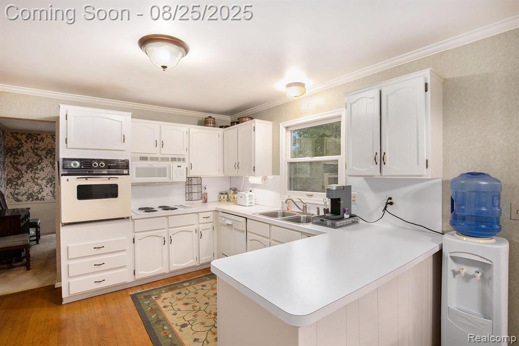 9125 Burning Tree Drive, Grand Blanc, MI 48439 — Photo 7