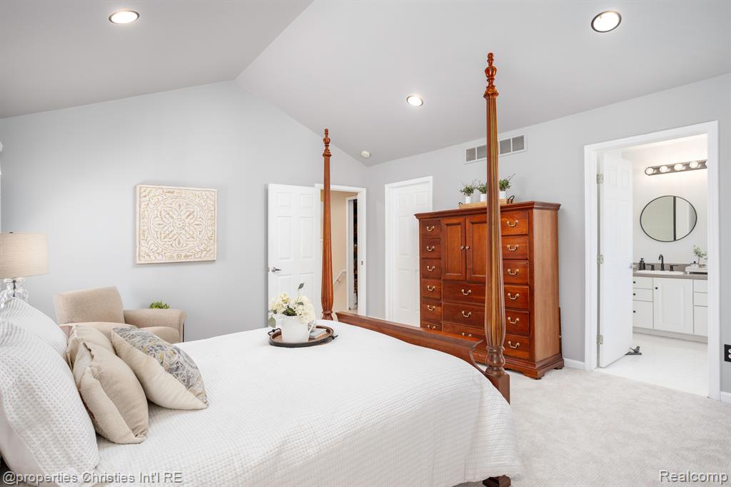 45571 IRVINE Drive, Novi, MI — Photo 27