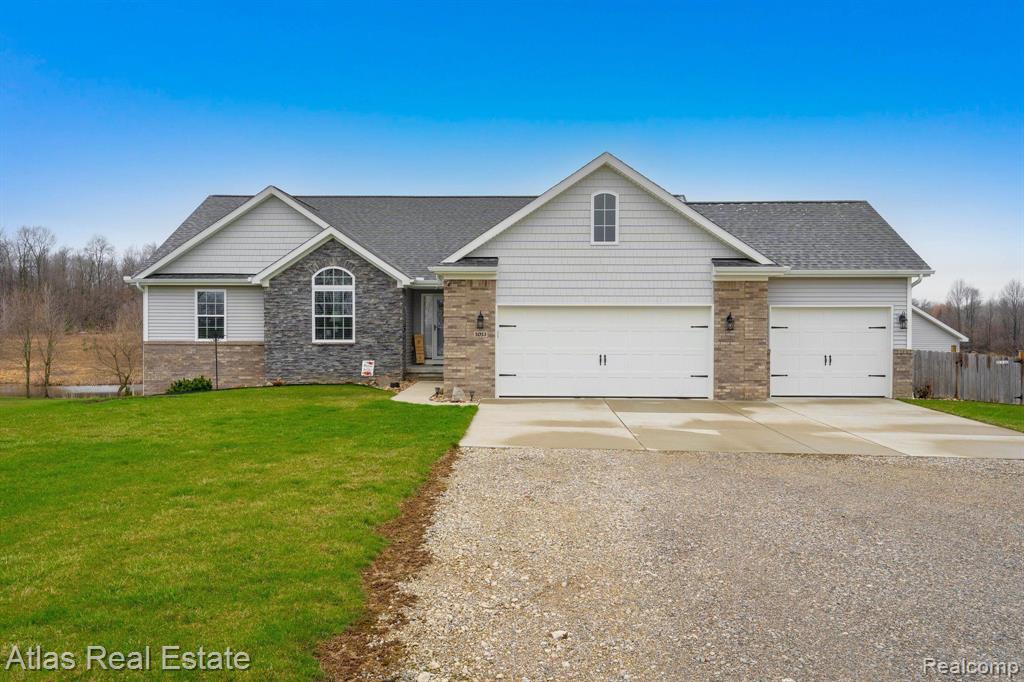 5053 HIDDEN RIDGE Drive, Metamora, MI 48455 — front exterior