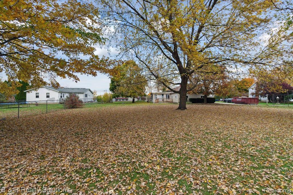 4360 HURON Street, North Branch, MI 48461 — Photo 40