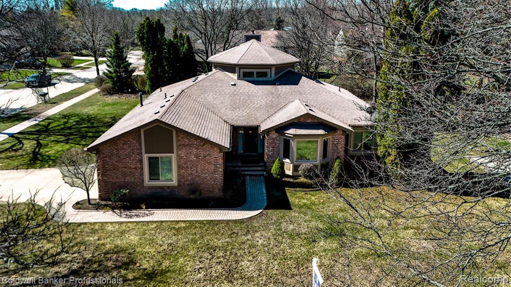 1792 SE Forest Lake Drive, Grand Rapids, MI, 49546