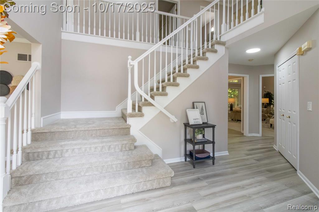 4070 Blue Heron Drive, Auburn Hills, MI 48326 — Photo 8