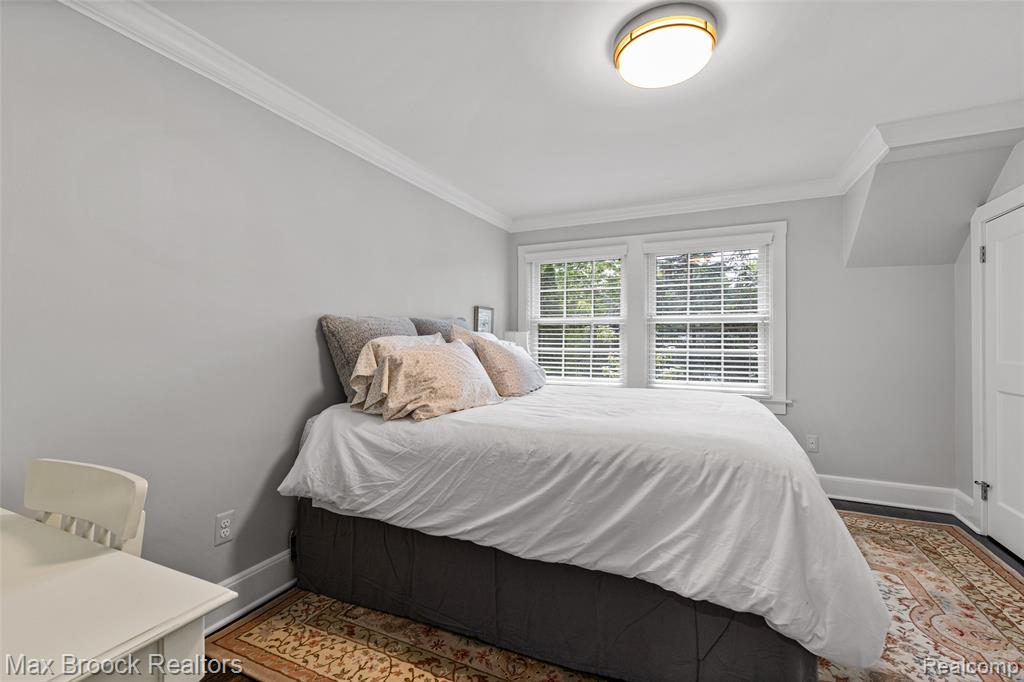 937 Henley Street, Birmingham, MI 48009 — Photo 20