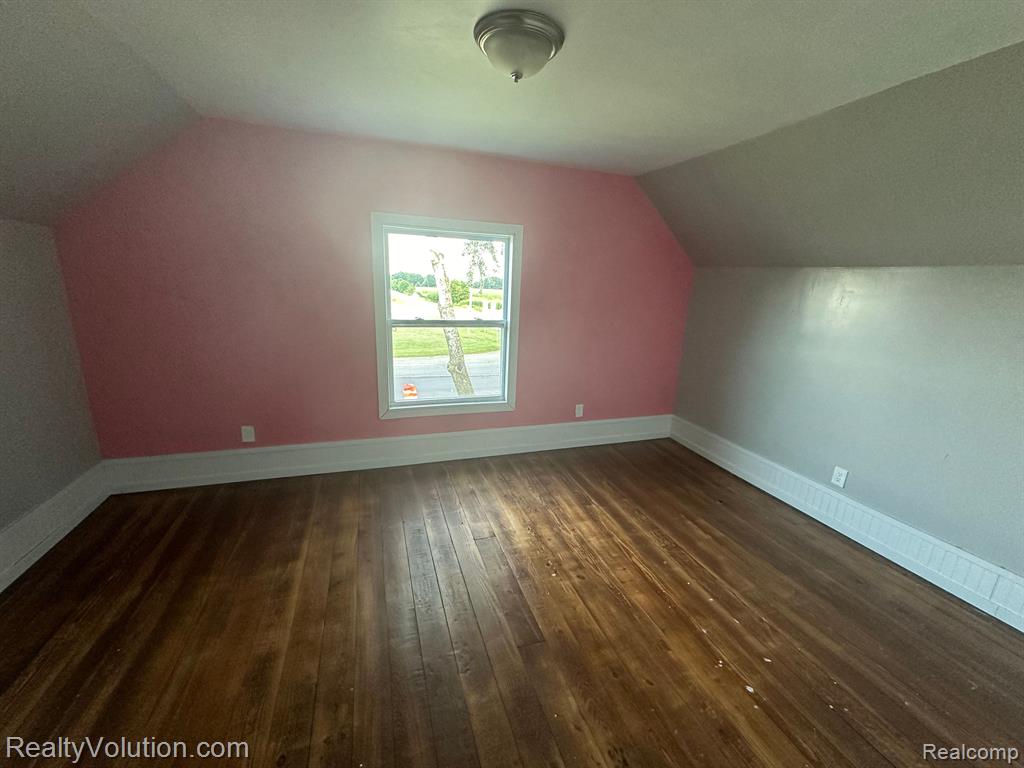 2255 N VAN DYKE Road, Imlay City, MI 48444 — Photo 17