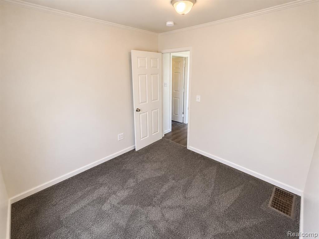 7509 Mettetal Street, Detroit, MI 48228 — Photo 11