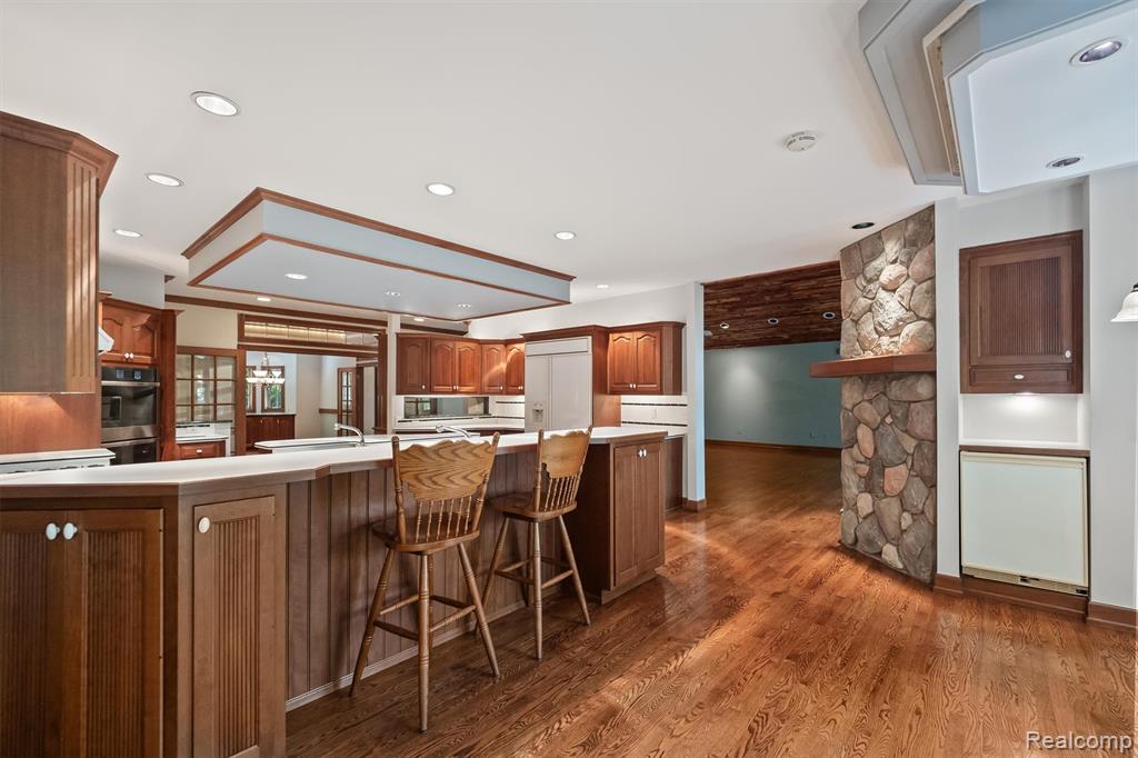 9736 Cross Creek Drive, South Lyon, MI 48178 — Photo 12