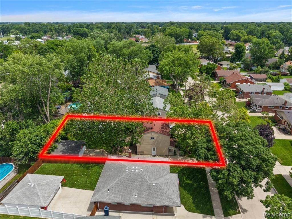 754 W Baker Avenue, Commerce Twp, MI — Photo 43