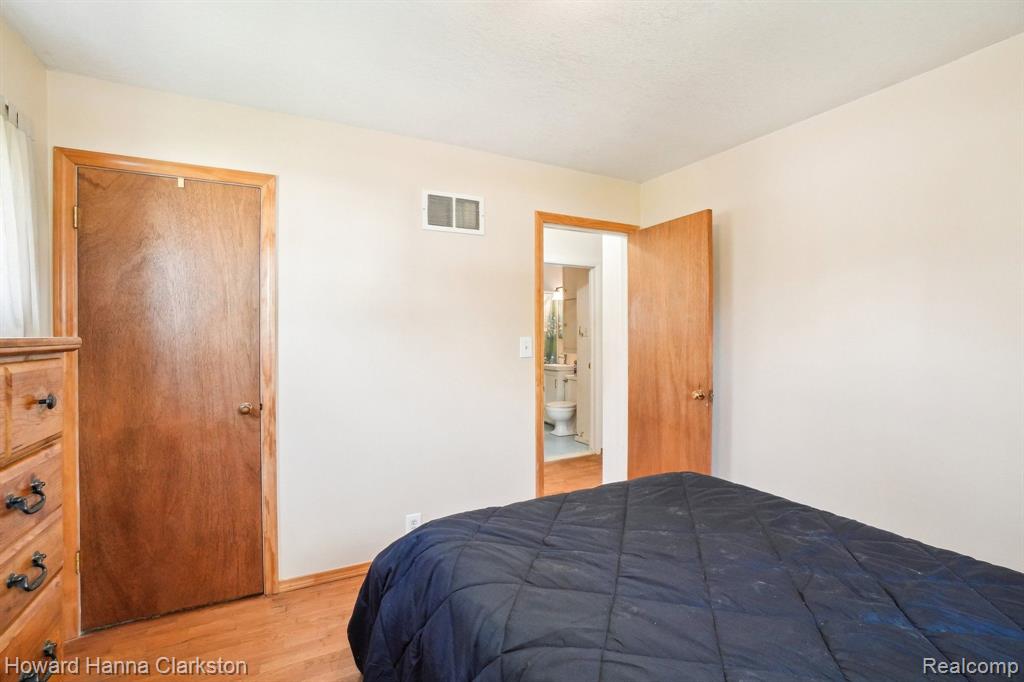 967 Darling Street, Flint, MI 48532 — Photo 14