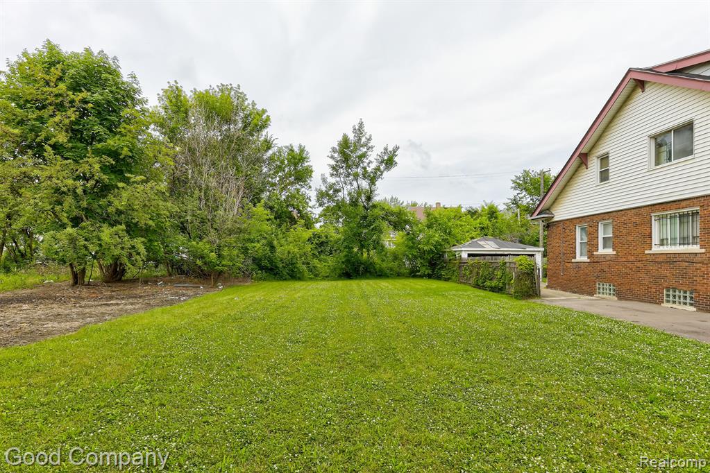 8339 CARRIE Street, Detroit, MI 48211 — Photo 35
