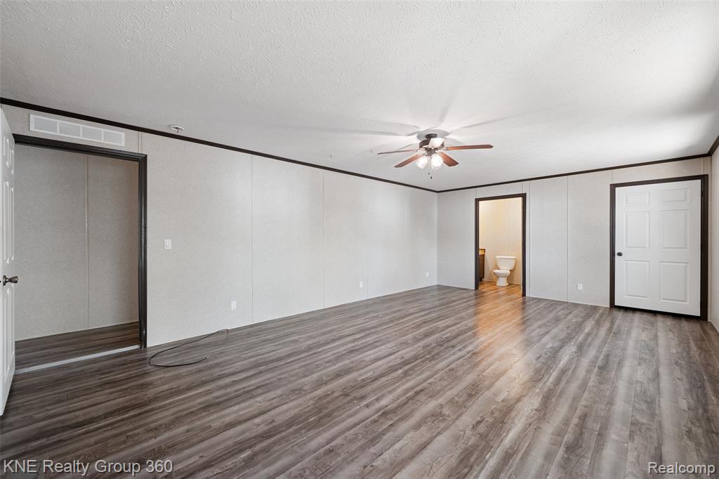 5790 Comanche Lane, Howell, MI 48843 — Photo 27