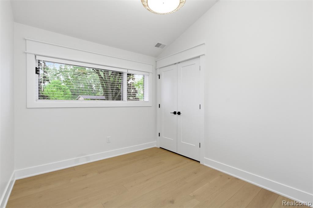 130 McKinley Drive, Troy, MI 48098 — Photo 21