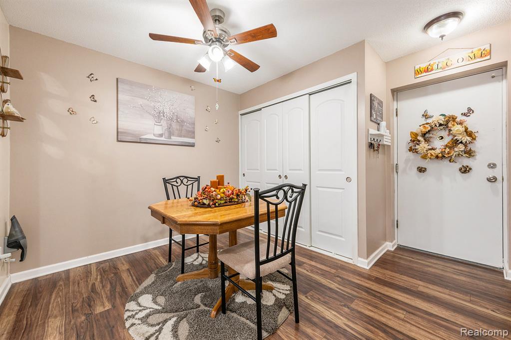 35912 Ann Arbor Trail, Livonia, MI 48150 — Photo 8