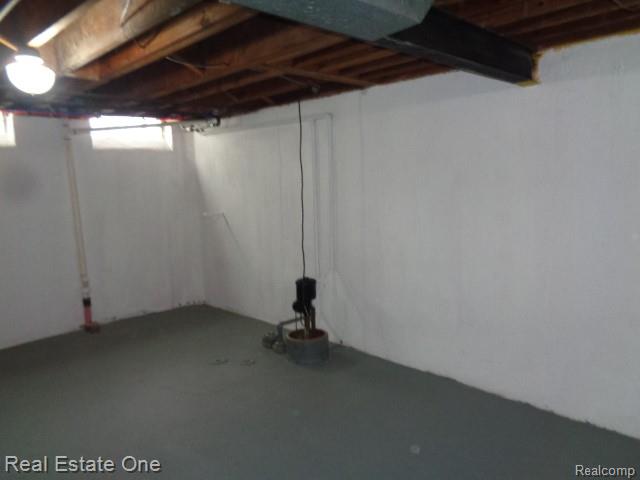 12835 Oak Park Boulevard, Oak Park, MI 48237 — Photo 21