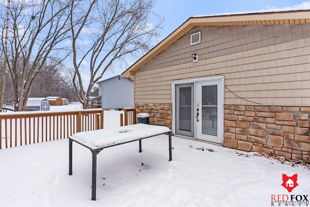 6246 KING ARTHUR Court, Swartz Creek, MI 48473 — Photo 33