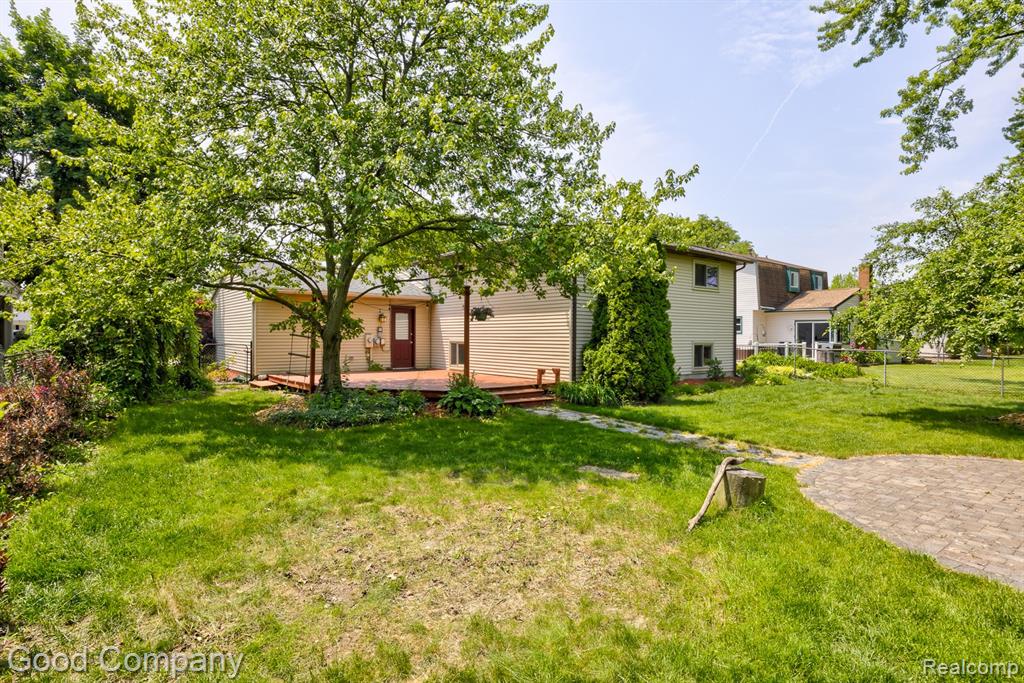 6672 Devonshire Drive, Canton, MI 48187 — Photo 38