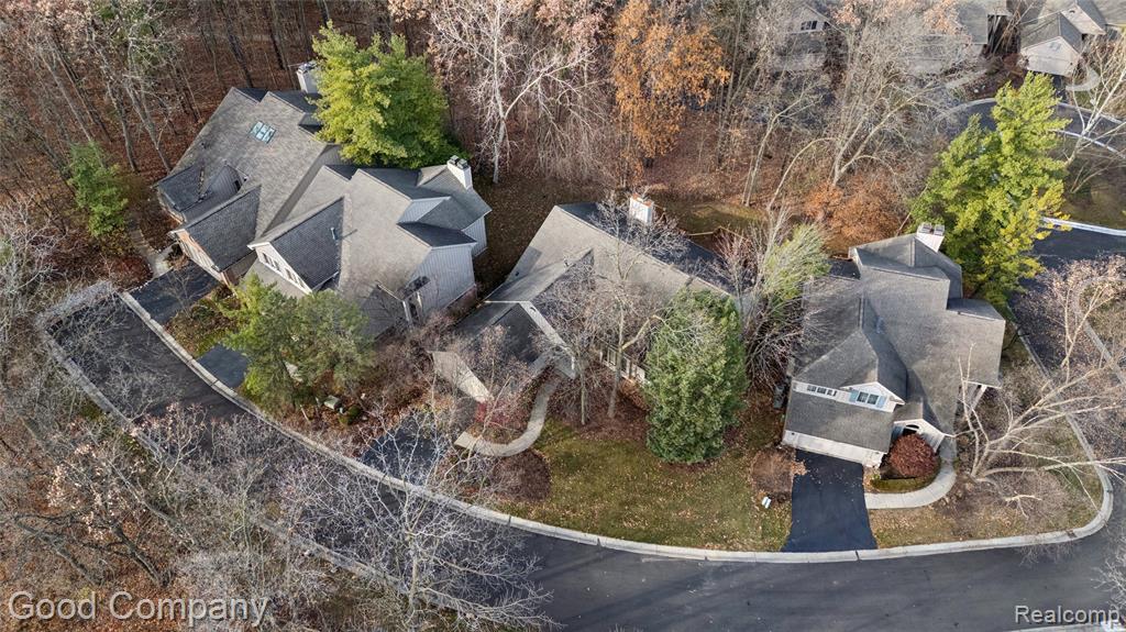 5104 Woodcliff Hill Road W, West Bloomfield, MI 48323 — Photo 66