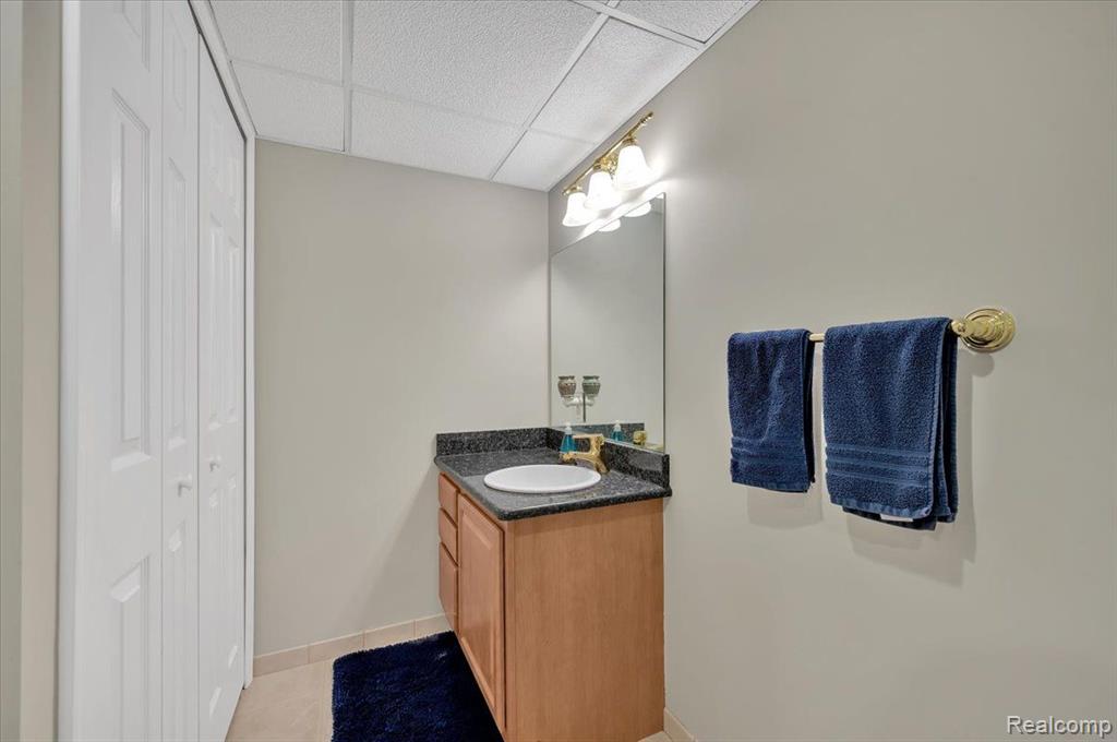 61381 MIRIAM Drive, Washington, MI — Photo 37