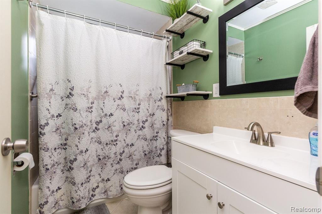 7615 DEERING Street, Westland, MI — Photo 15