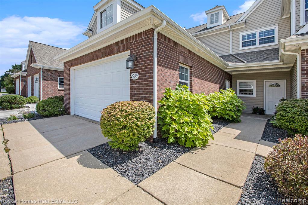 2956 Hunley Drive, Ann Arbor, MI 48105 — Photo 5