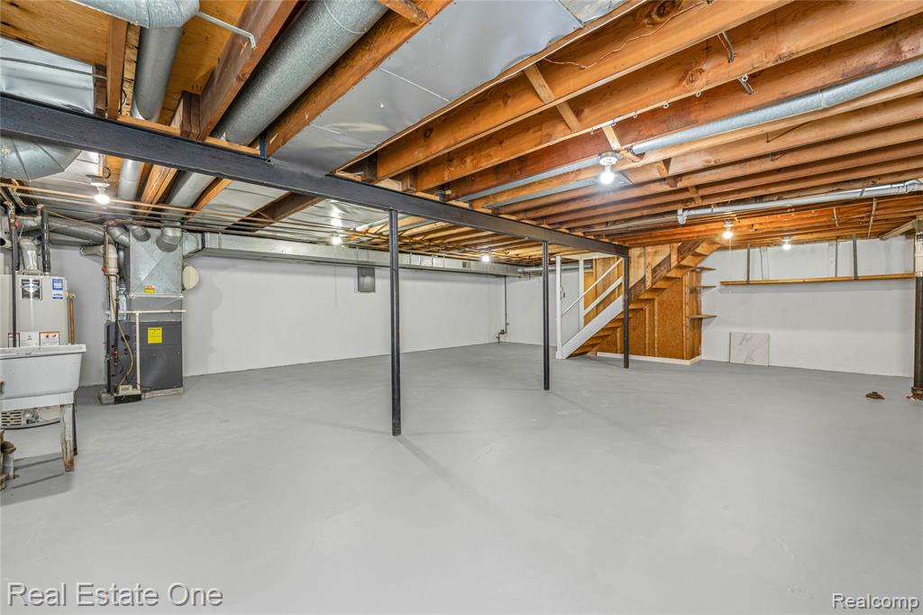 32363 Olde Franklin Drive, Farmington, MI, 48334