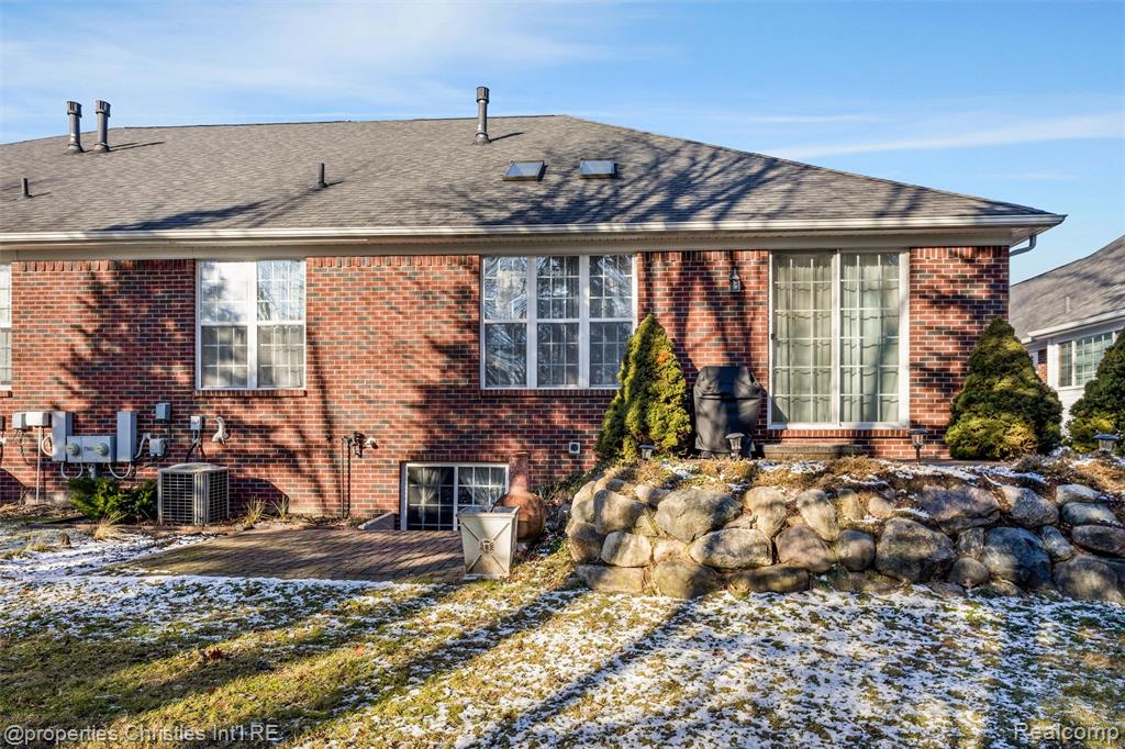44136 Orion Drive, Sterling Heights, MI 48314 — Photo 27