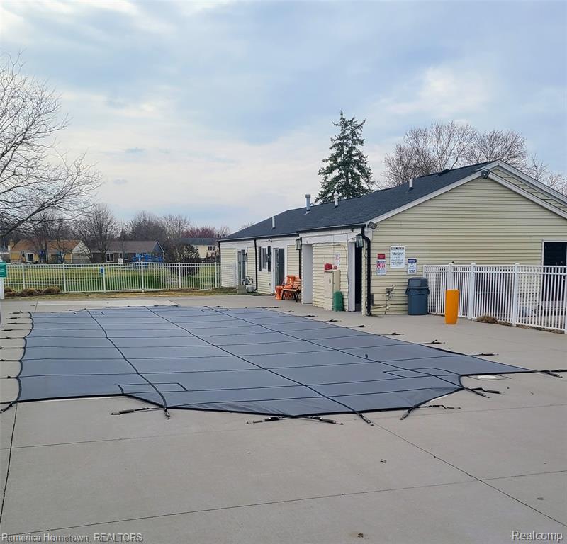 42542 Saratoga Road, 26, Canton, MI 48187 — Photo 5