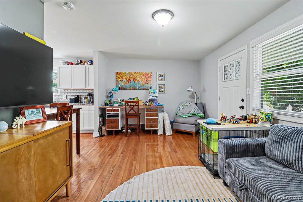 701 W Loomis Street, Ludington, MI 49431 — Photo 14
