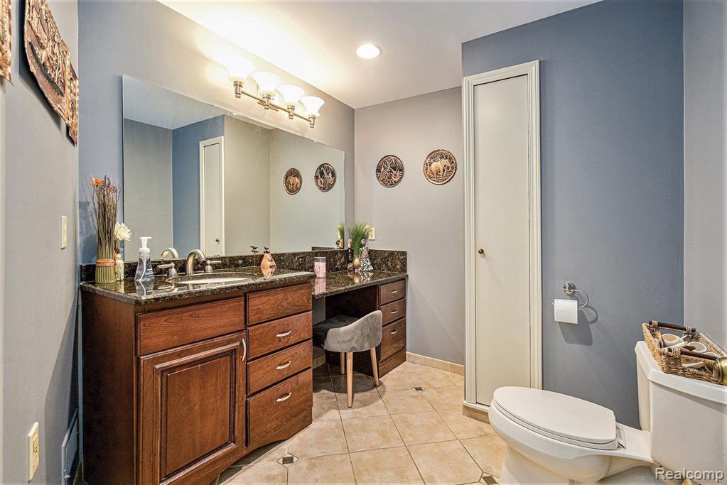 16155 WINCHESTER Drive, Northville, MI 48168 — Photo 22
