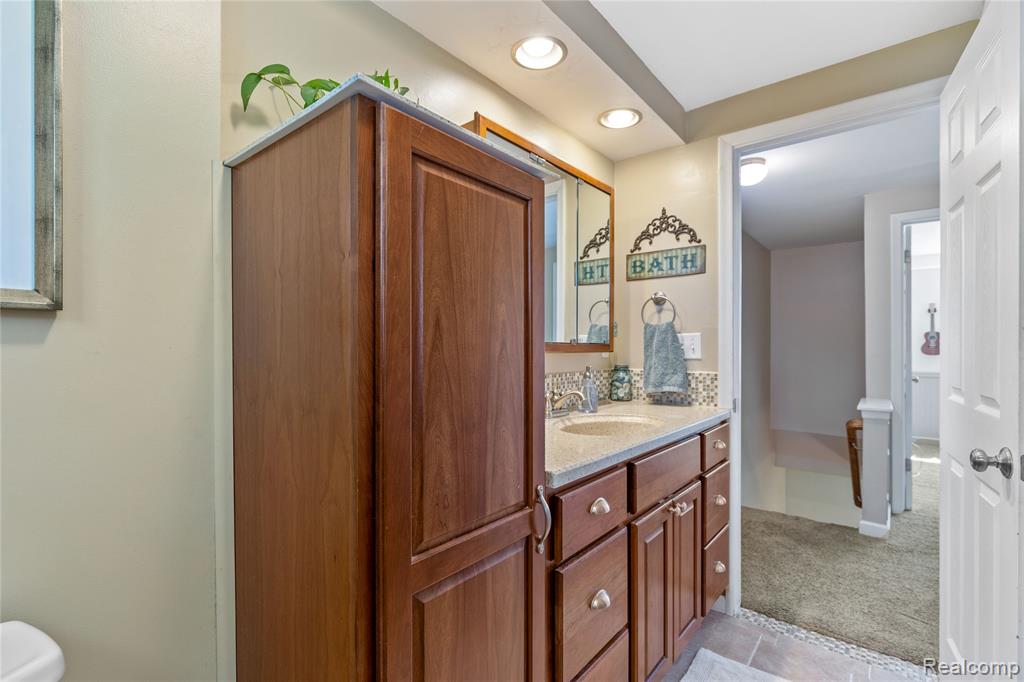7406 Sussex Drive, Canton, MI 48187 — Photo 22