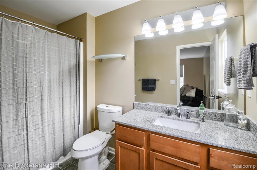 4422 JORDAN Drive, Grand Blanc, MI 48439 — Photo 19