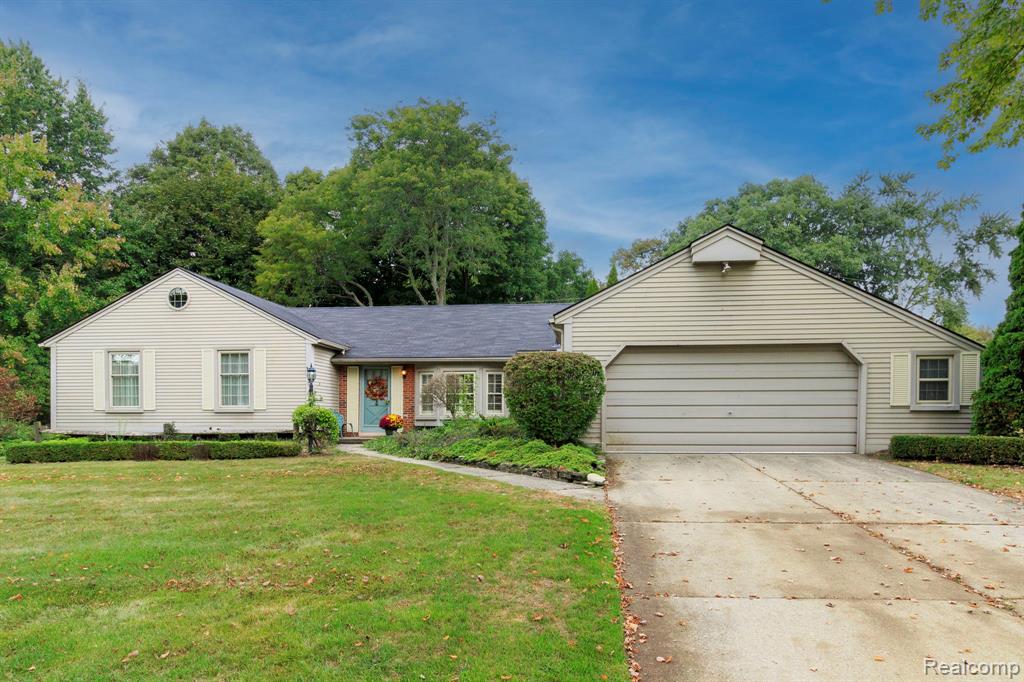 830 Croydon Road, Rochester Hills, MI 48309 — Photo 10