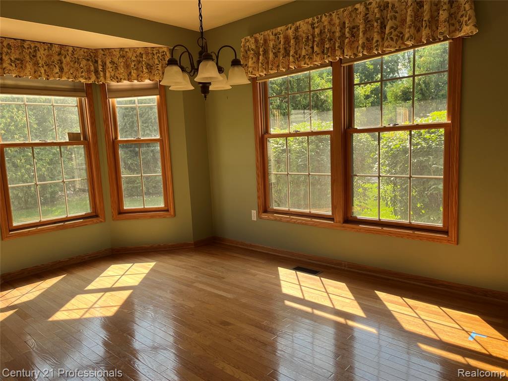 6252 Northridge Hills Drive, 66, Brighton, MI 48116 — Photo 14